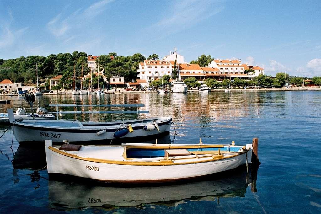 Hotel Odisej Goveđari Εξωτερικό φωτογραφία