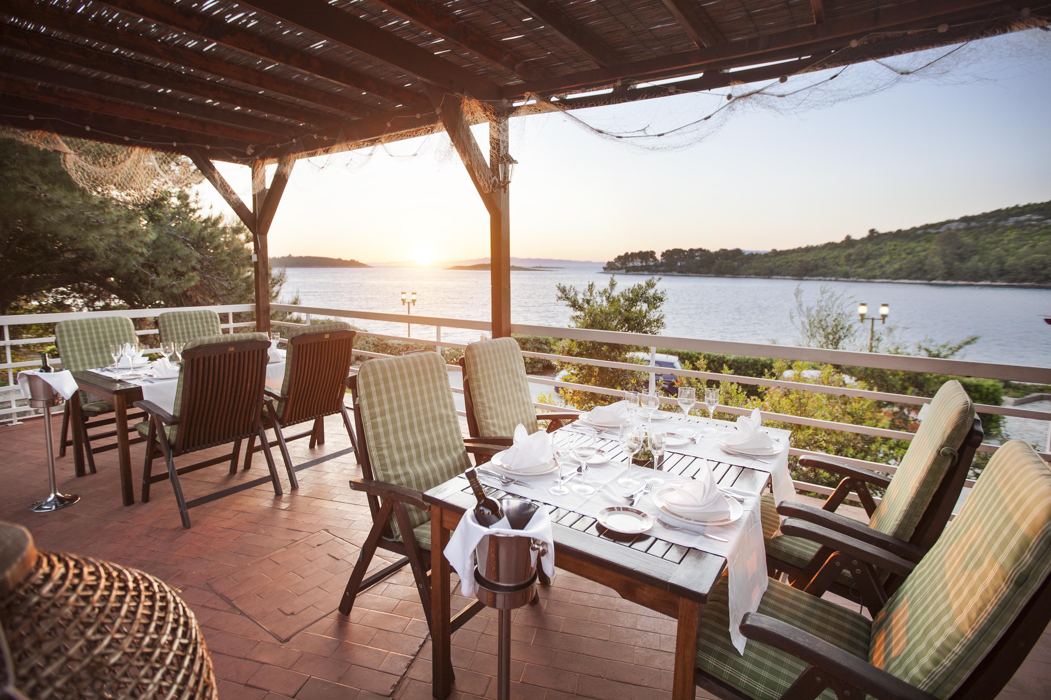 Hotel Odisej Goveđari Εξωτερικό φωτογραφία