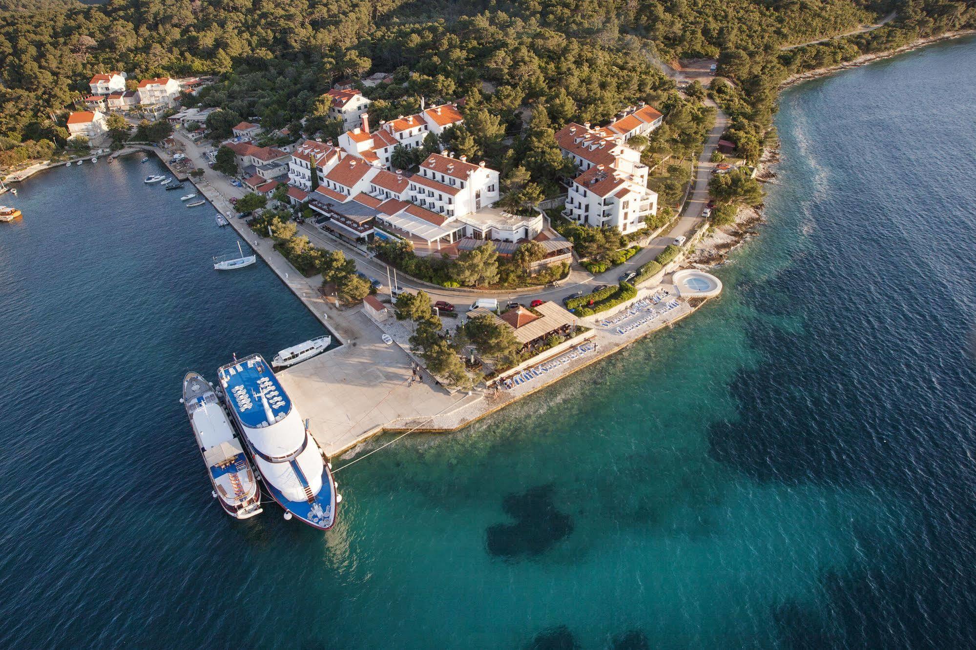 Hotel Odisej Goveđari Εξωτερικό φωτογραφία
